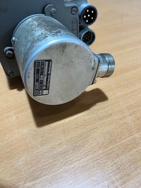 Siemens Permanent Magnet Motor 1 FT5044-0AC01-1-Z  Heidenhain 426.011 1000