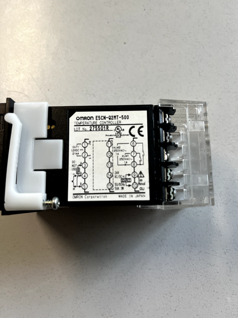 Omron E5CN-Q2MT-500 TEMOERATUR CONTROLLER