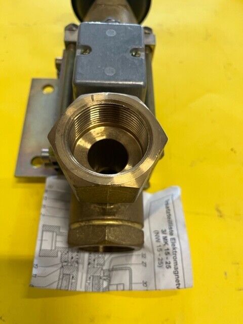 FEZER ESSLINGEN 3/MK 25 G 11/2" 24 V MAGNET VENTIL