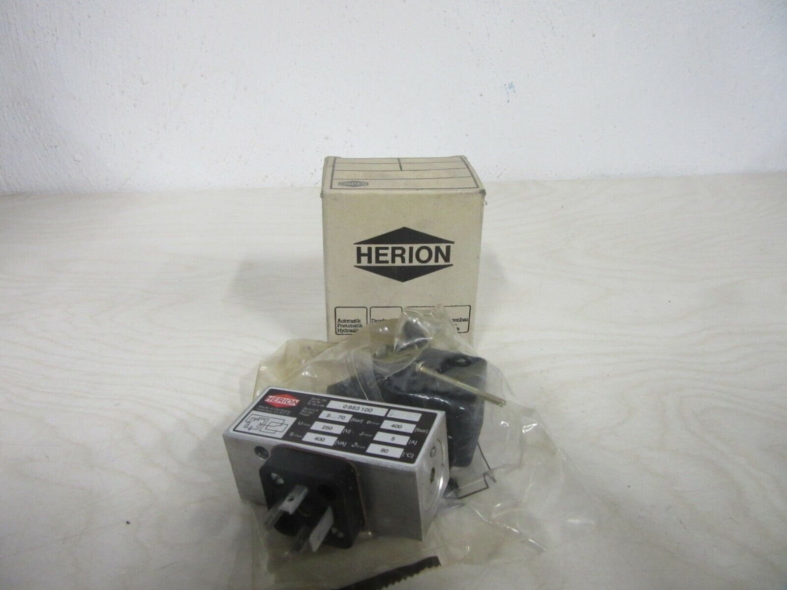 HERION   0 883 100 5-70 bar pmax 400bar Umax 250VAC Druckschalter