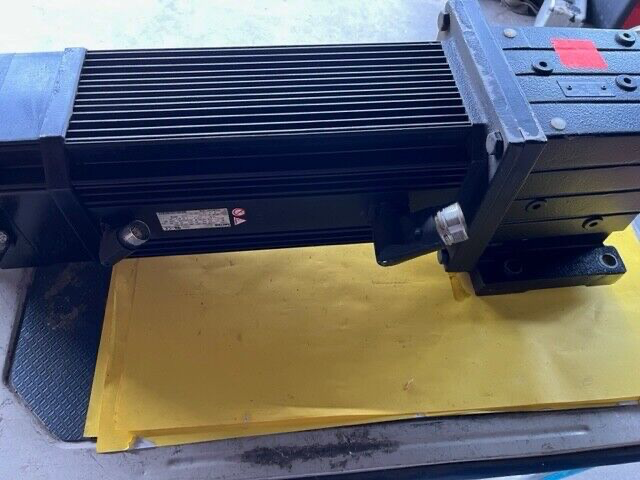 Lenze TYP MCA 19S35-SRMP1-Z0G0-ST5F10N-R0SU GEBER FEEDBACK AM1024-8V-H BRAKE 24V