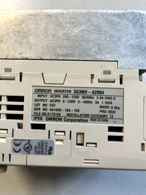 OMRON INVERTER3G3MV-A2004 0,4KW