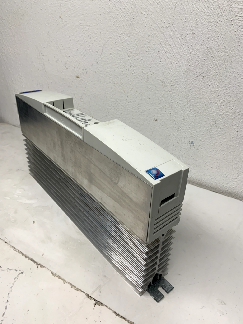 Lenze EMB9352-E ID.-No. 13330401 Bremswiderstand Bremschopper Bremsmodul