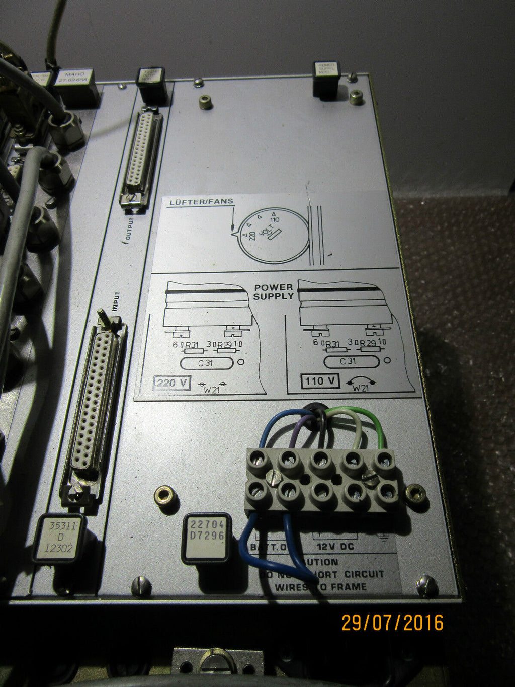 PHILIPS RACK NC 9418 830 03121 110/220 V mit Modulen (siehe Bilder)  - used - 