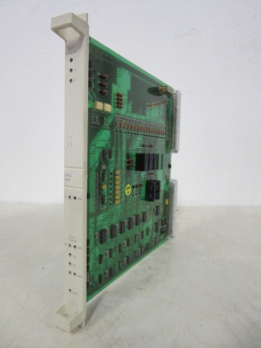 ABB DSQC 256 A 3HAB 2211-1/1 Control Board