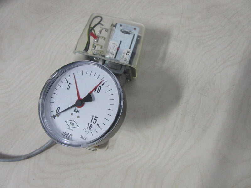 minimax Standard-Druckschalter PMS-3 mit Wika Druckmanometer 16 bar