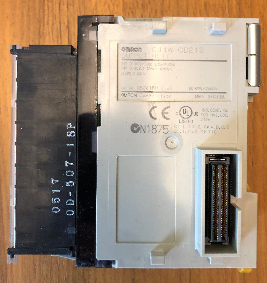 OMRON CJ1W-OD212 Output Unit