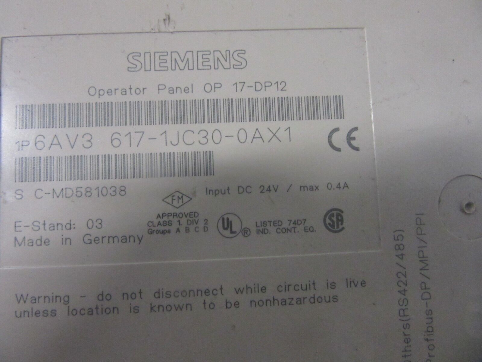 Siemens  OP 17-DP12 6AV3 617-1JC30-0AX1 E:03-der Rahmen unten leicht beschädigt