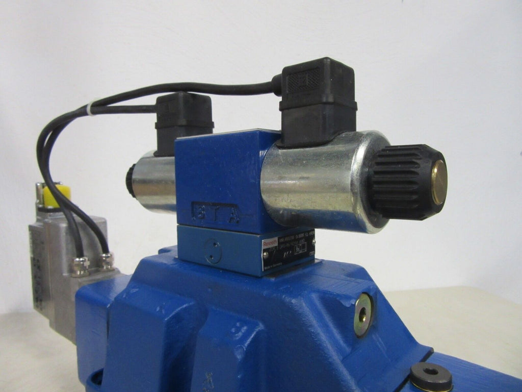 Rexroth 0 811 404 958 4WRBKE 27 W430SJ-1X/6ZG24K31/A1D3M Wegeventil