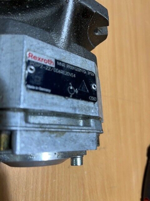 Rexroth Hydraulik pumps PGP2-22/006RE20VE4 MNR. R900932129