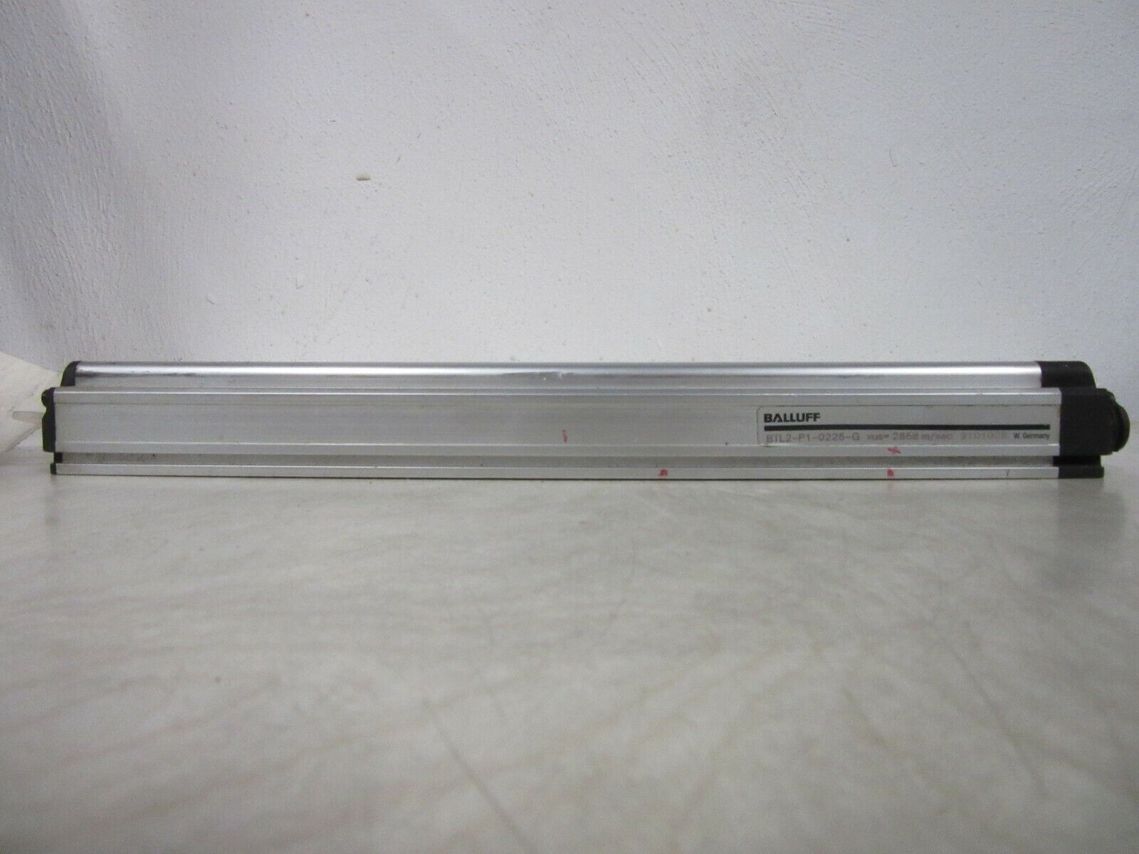 Balluff BTL2-P1-0225-G vus=2858m/sec 9101028 Wegaufnehmer