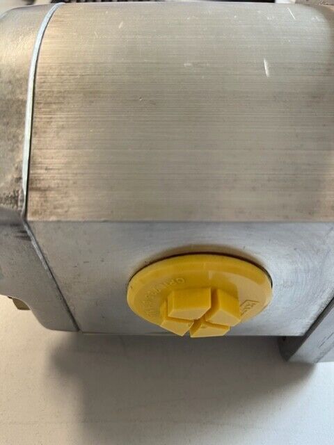 Orsta hydraulik 32/20.0-210 239 85