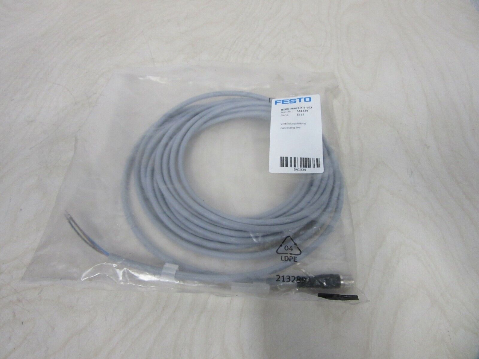 FESTO NEBU-M8G3-K-5-LE3 (541334) Verbindungsleitung