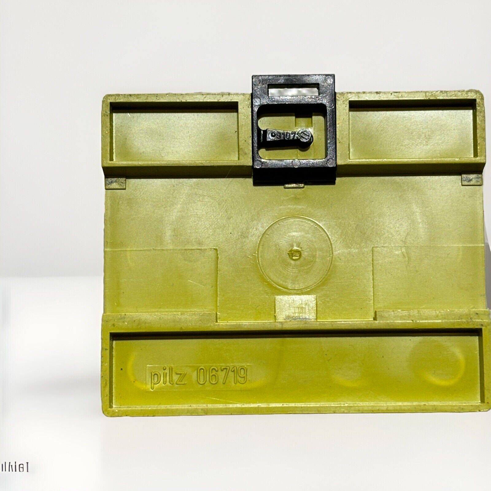 Pilz Sicherheitsrelais P2HZ5  IDNr. 474390