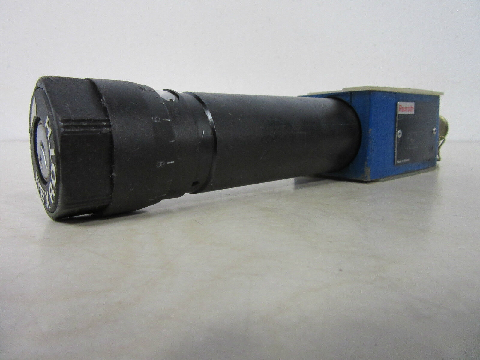 Rexroth R900569729 ZDR 6 DP3-43/50YM SO141 -unused- 