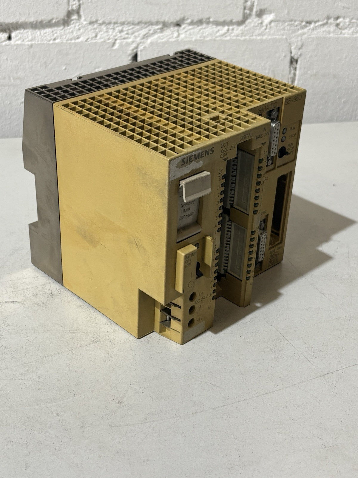 Siemens Simatic S5 6ES5 095-8MC01 S5-95U E-Stand: 04