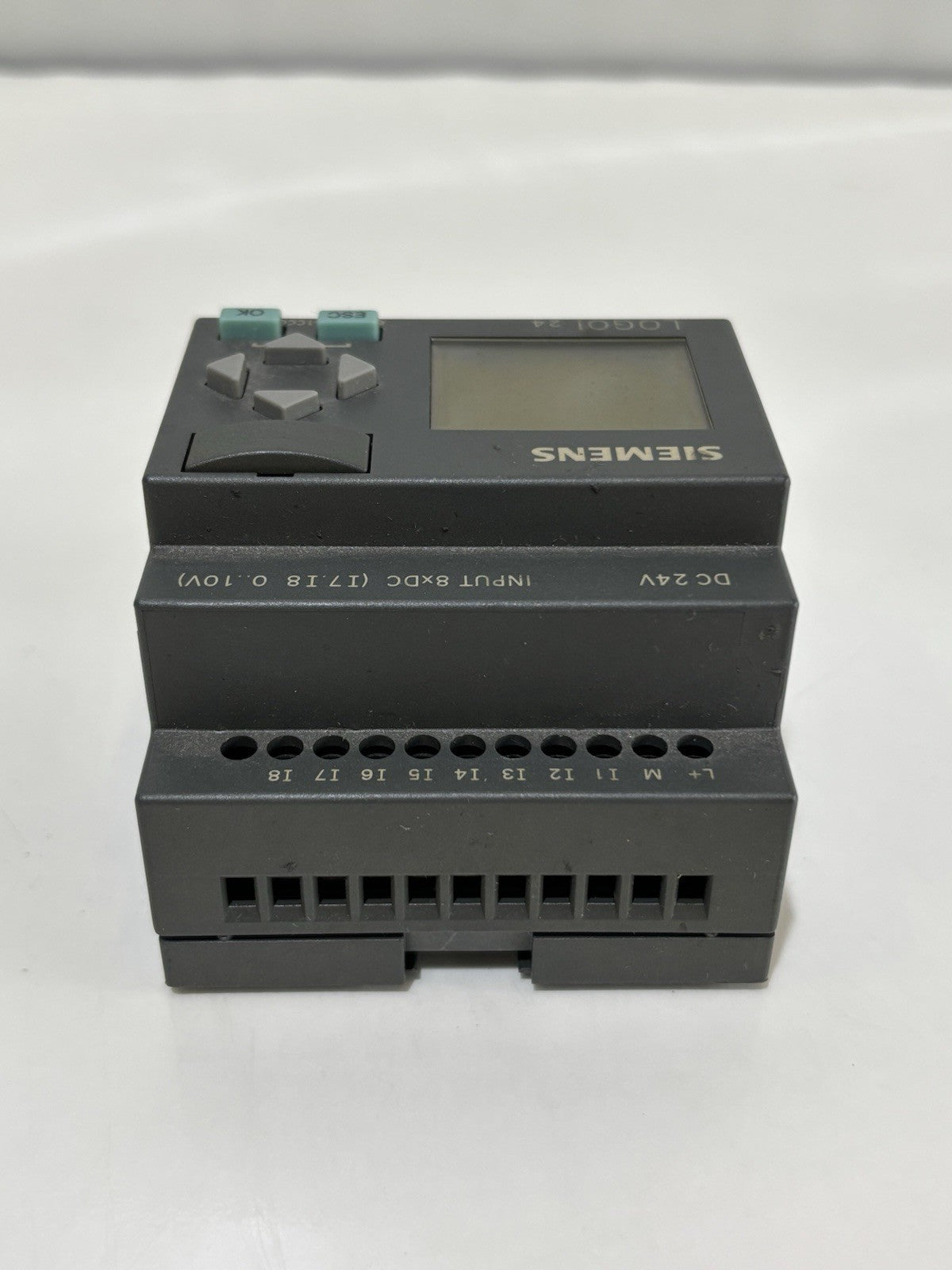 Siemens 6ED1 052-1 CC00-0BA4 LOGO! 24 DC 24V E-Stand: 02