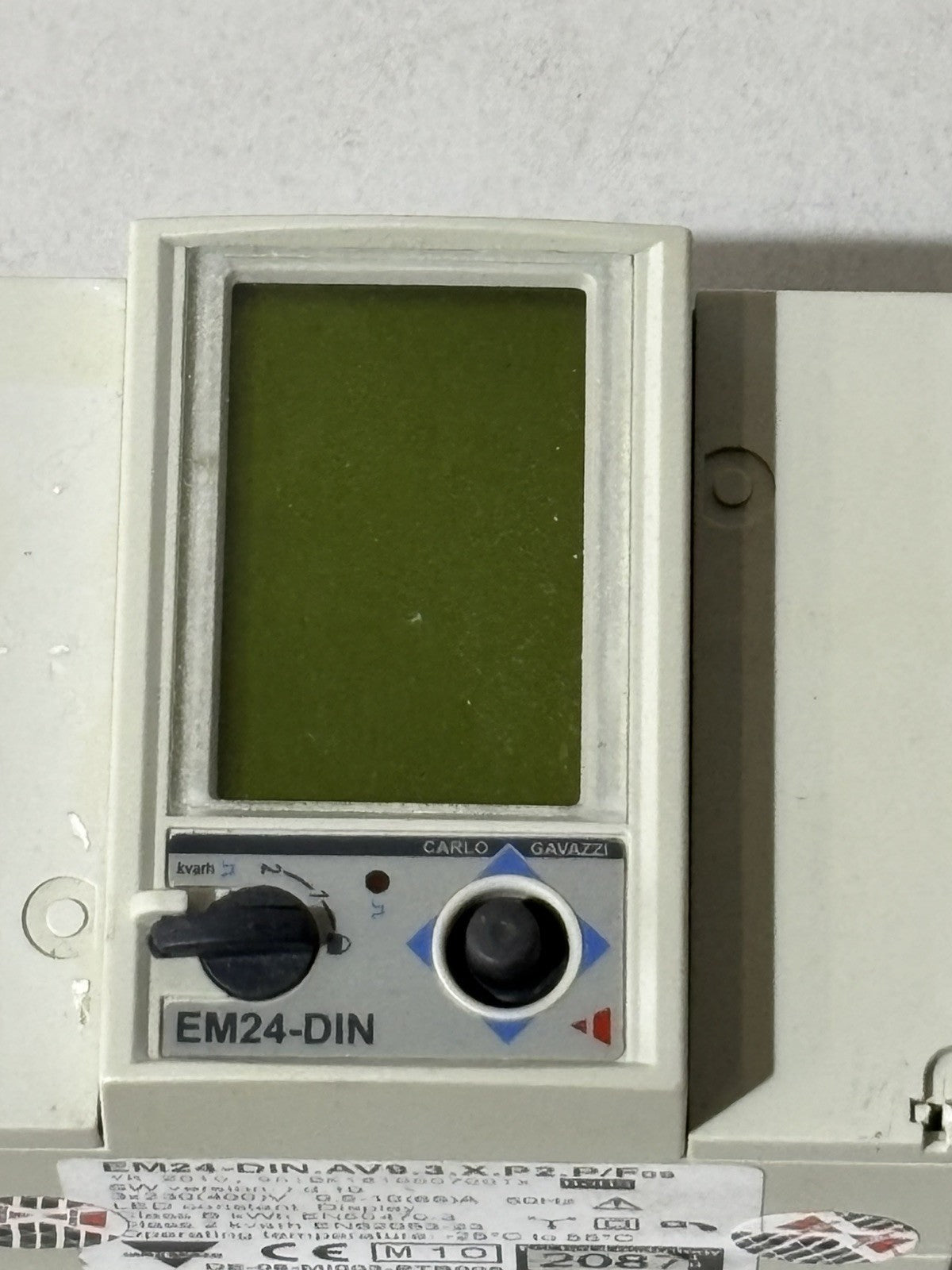 CARLO GAVAZZI EM24-DIN.AV9.3.X.P2.P/F