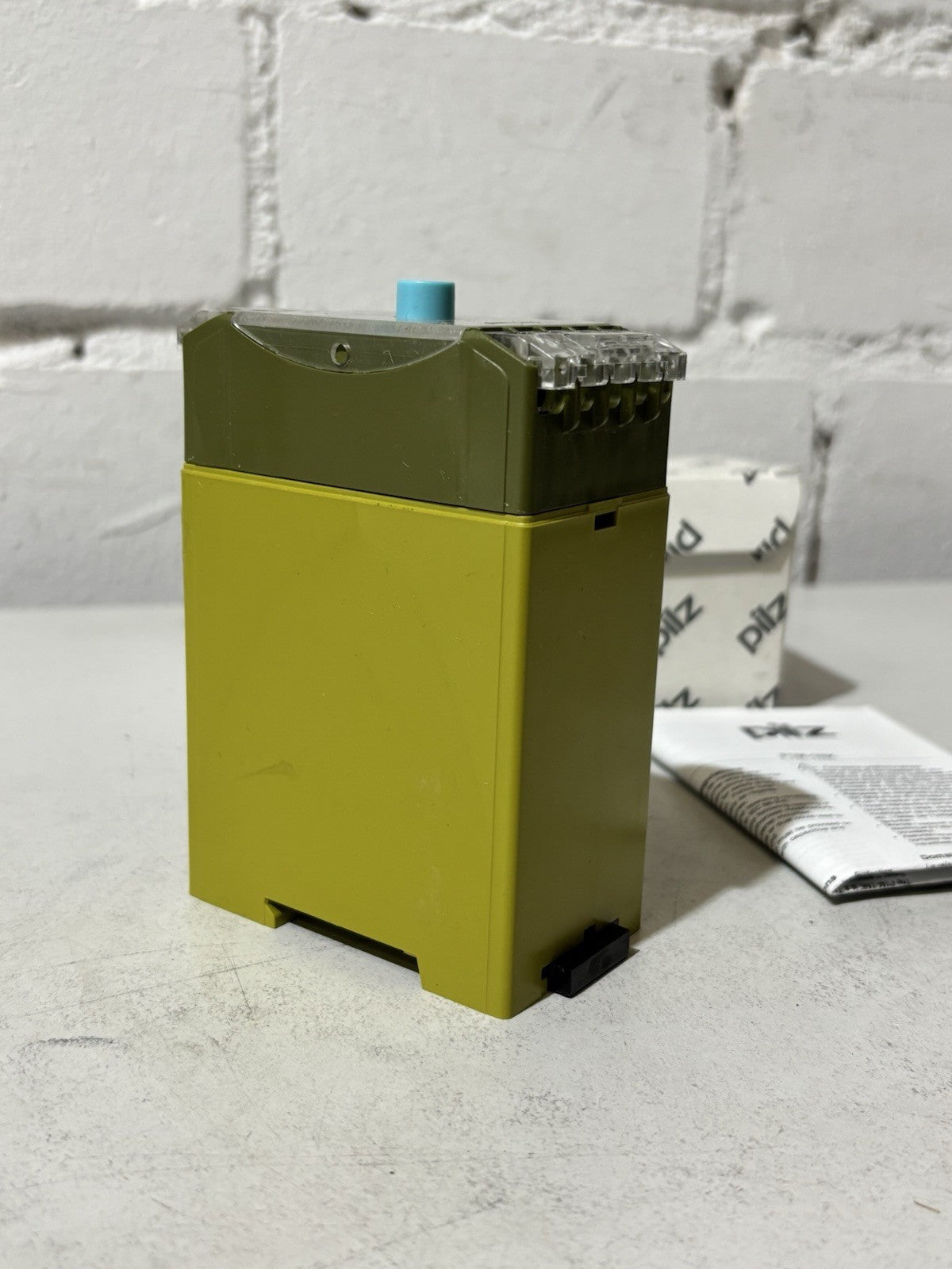 Pilz P1M-1NK/230VWS/1A+1R 479160 P1M-1NK