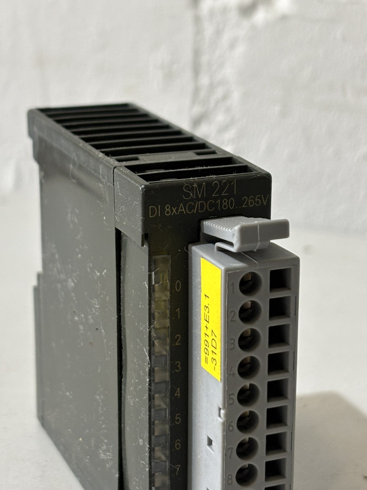 VIPA 221-1FF.50 SM221 DI 8xAC/DC180..265V