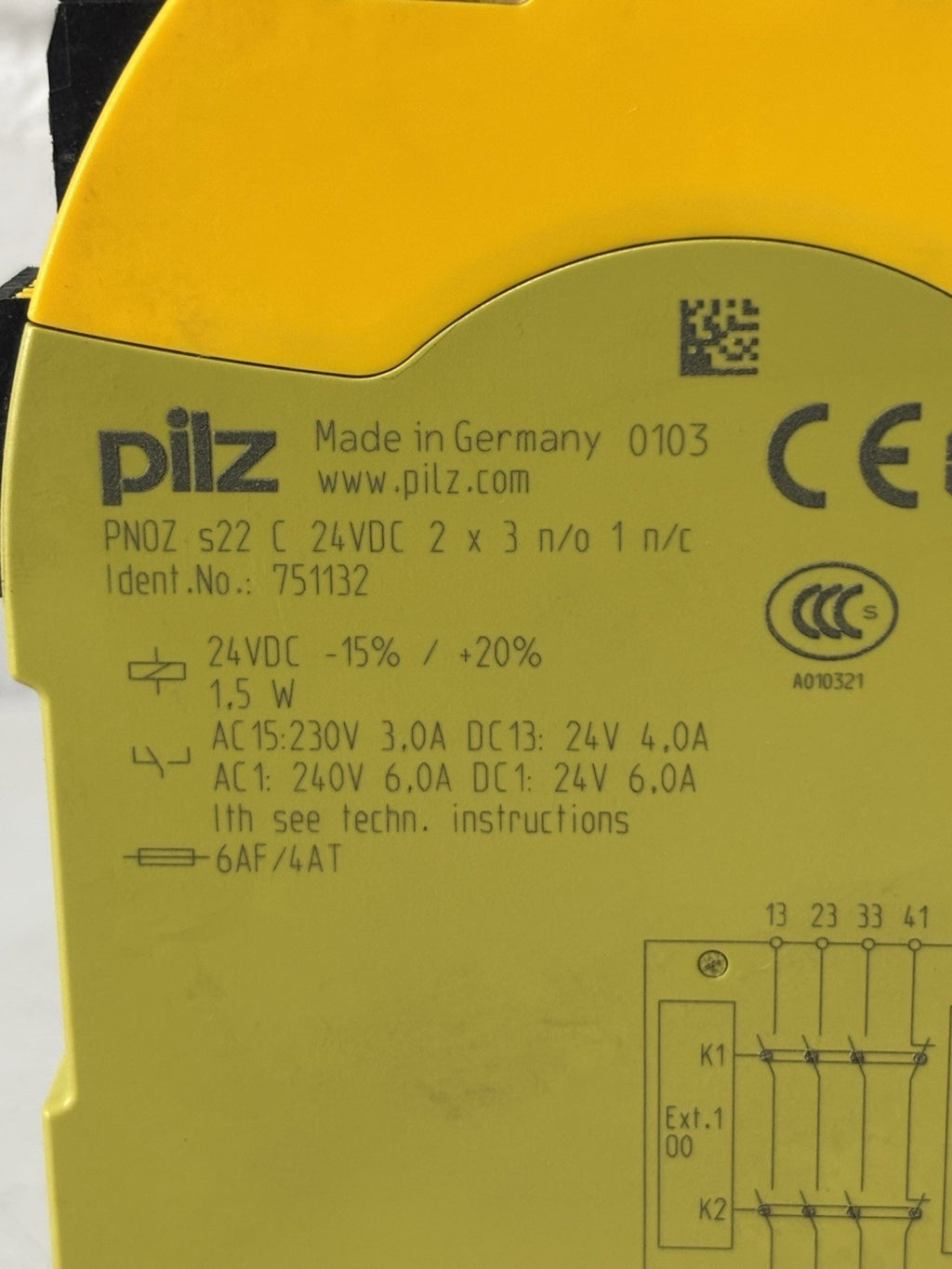 Pilz PNOZ s22 C 24VDC 2x3 n/o 1 n/c 751132