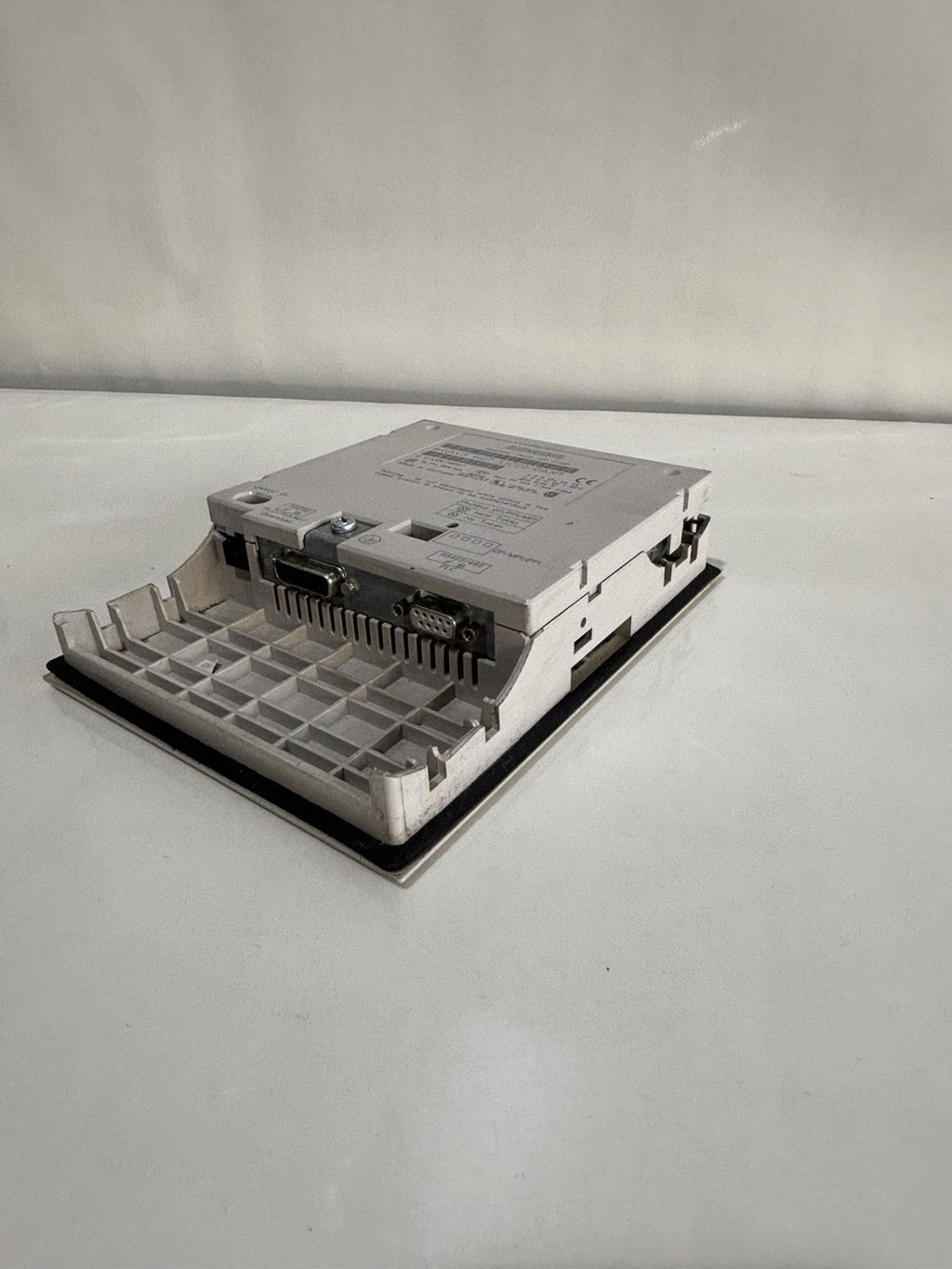 Siemens Operator Panel 6AV3 607-1JC20-0AX1 Simatic OP7 7-DP - Shell broken