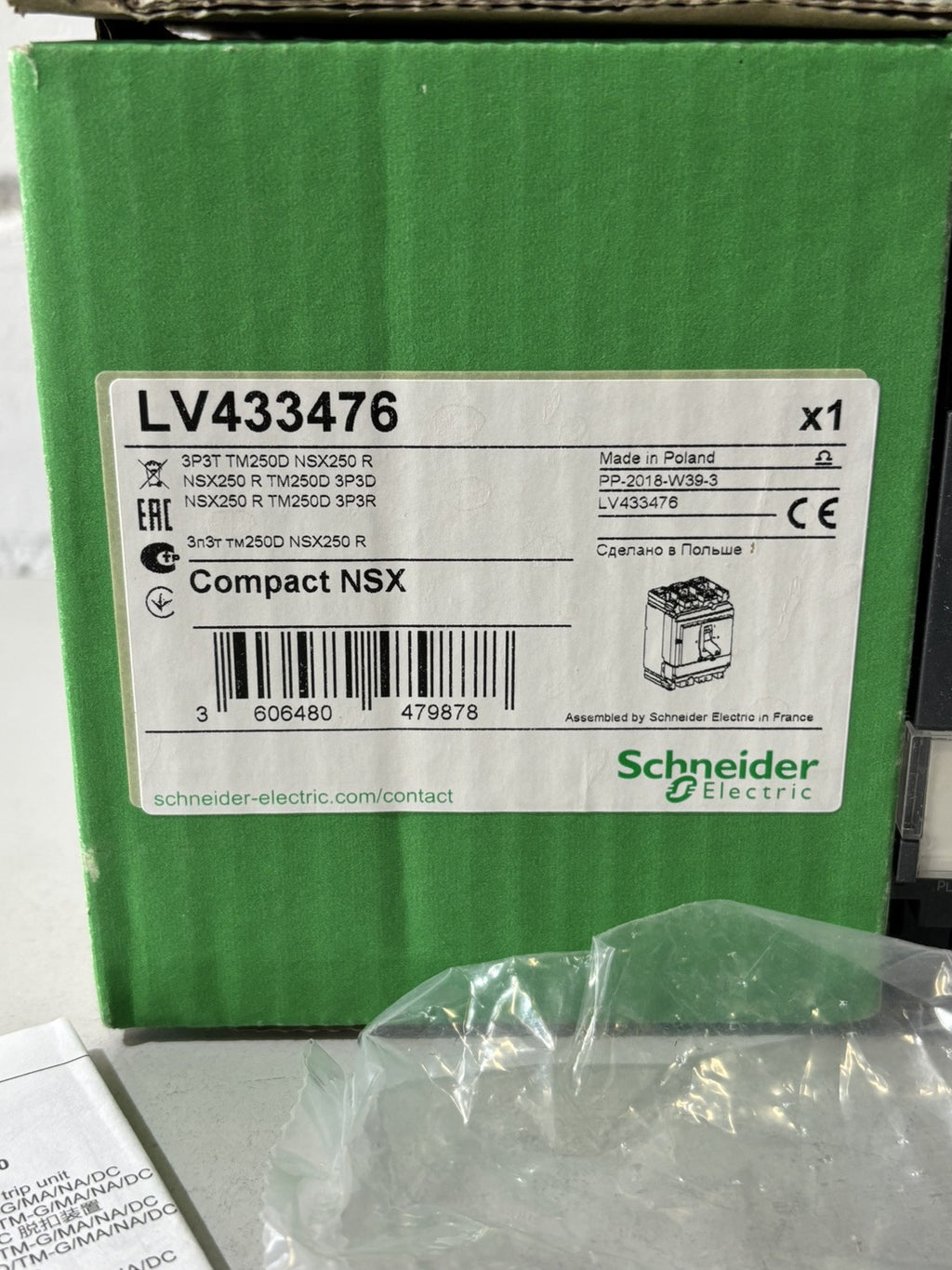 Schneider Electric LV433476 Compact NSX250 R in OVP