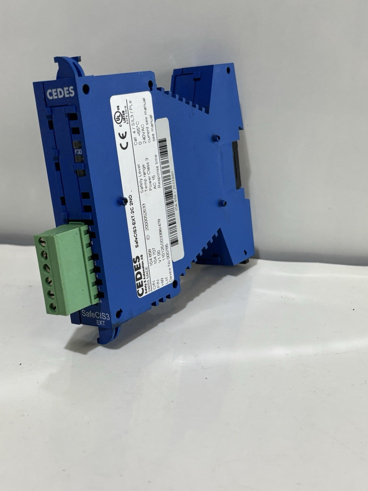 CEDES SafeCIS3-EXT-2C 2NO 104707 Safety Controller