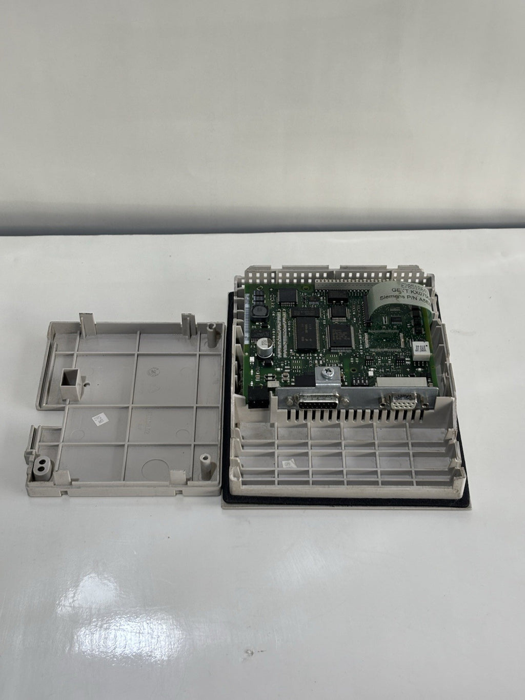 Siemens Operator Panel 6AV3 607-1JC20-0AX1 Simatic OP7 7-DP - Shell broken