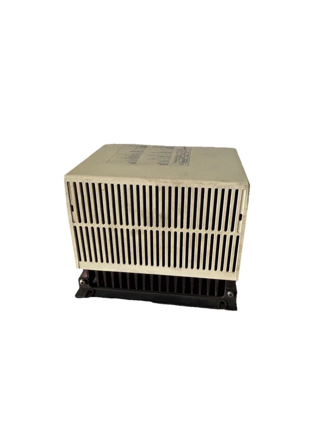 LENZE 8100 8106_E.3C.11 Frequenzumrichter Inverter 220/240V 17A