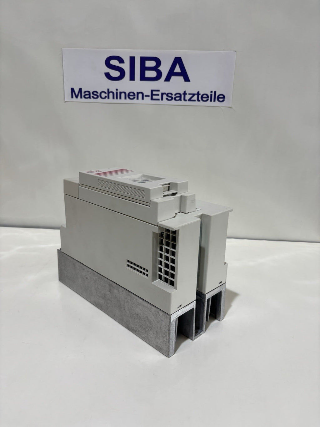 KEB 14F5C1E-3A0A Combivert Frequenzumrichter