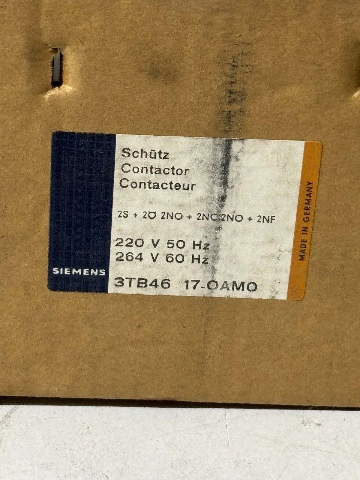 Siemens Leistungsschutz 3TB4617-0AM0 Contactor 22kW 220V 2S+2Ö 2NO+2NO 2 NO+2NF