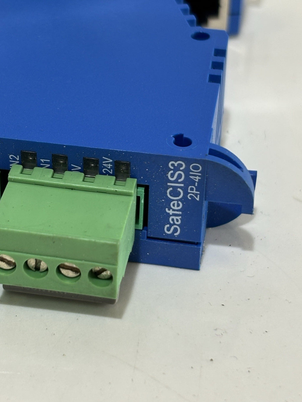 CEDES SafeCIS3-2P-4I0 104706 Safety Controller