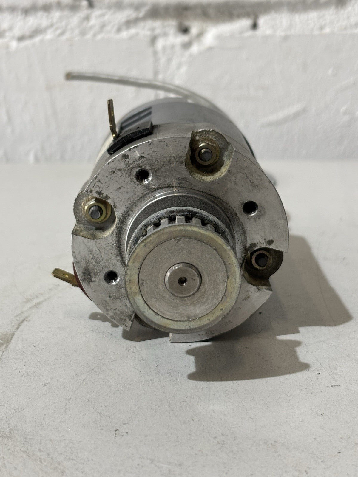 YASKAWA MINERTIA MOTOR UGTMEM-03MRA11 5P0511