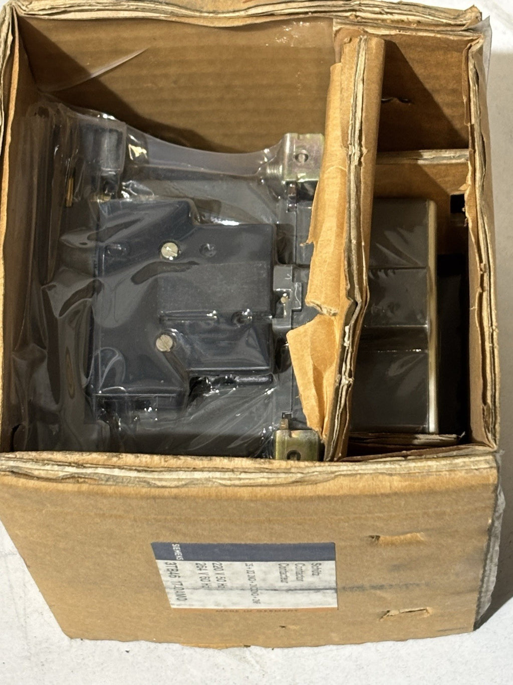 Siemens Leistungsschutz 3TB4617-0AM0 Contactor 22kW 220V 2S+2Ö 2NO+2NO 2 NO+2NF