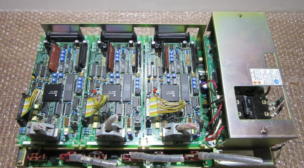 YASKAWA ELECTRIC Servopack CACR-TS111Z1SR