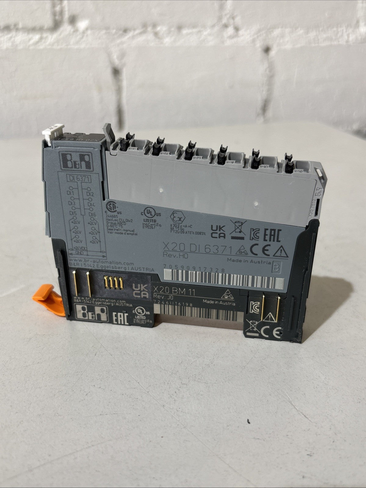 B&R X20 DI 6371 + Trägermodul X20 BM11