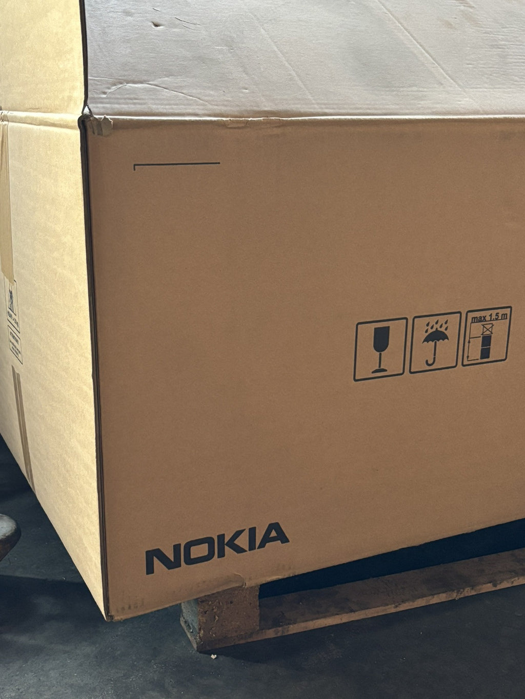 Nokia Sol. & Networks AMOB 473952A.102 Air Scale System Baugruppenträger