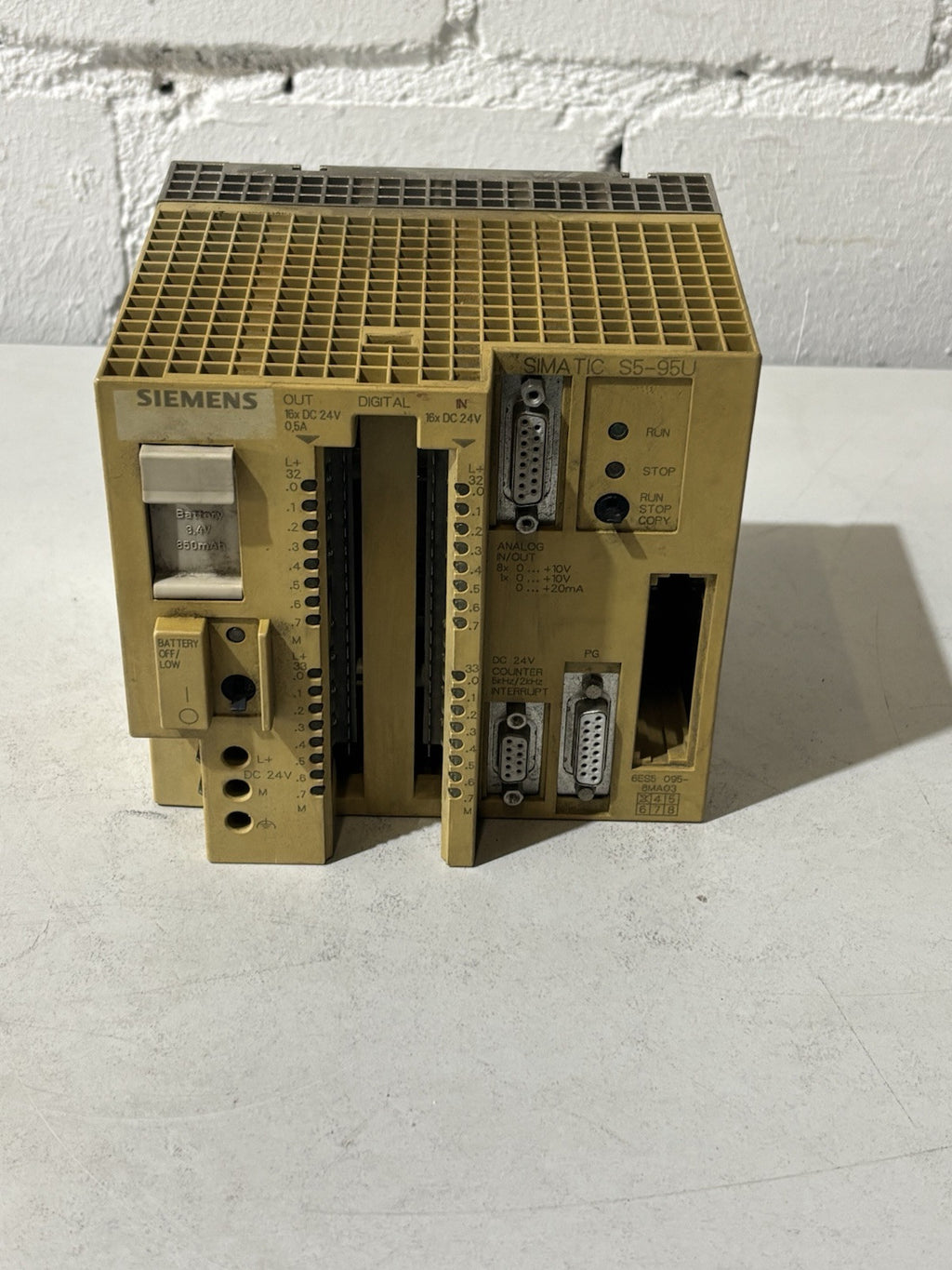 SIEMENS 6ES5 095-8MA03 S5-95U E-Stand: 03