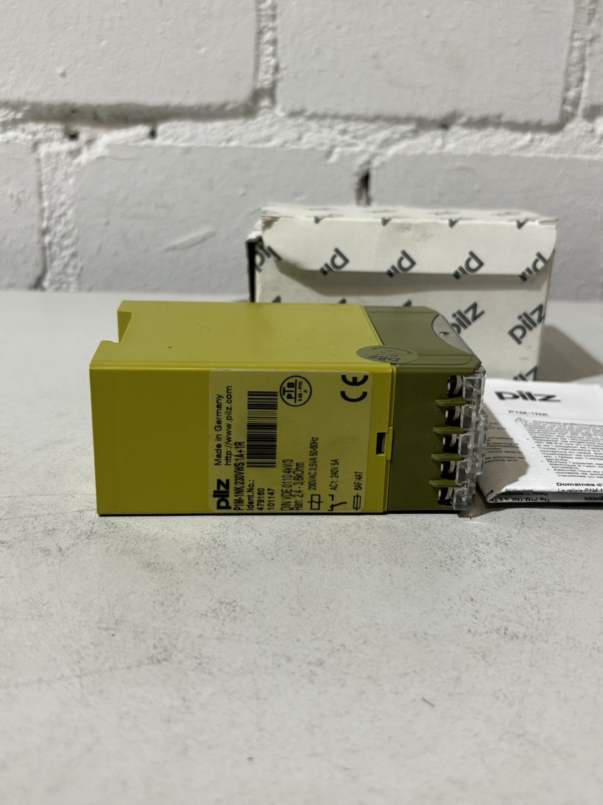 Pilz P1M-1NK/230VWS/1A+1R 479160 P1M-1NK