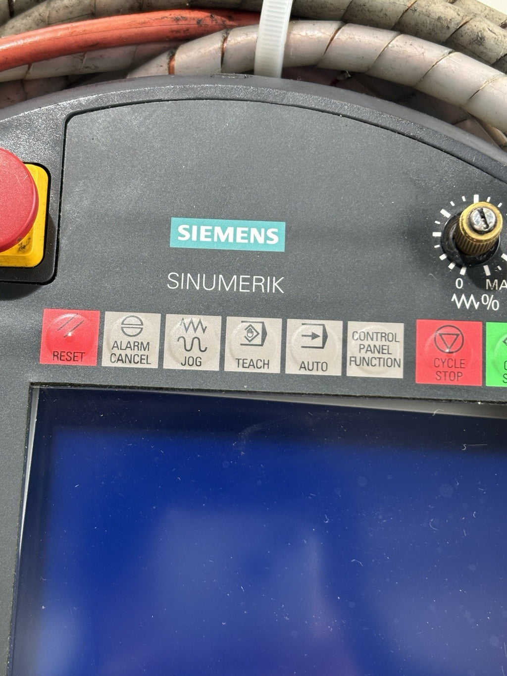 Siemens Sinumerik HT6 6FC5403-0AA10-0AA1 Version A 18m Cable Handheld