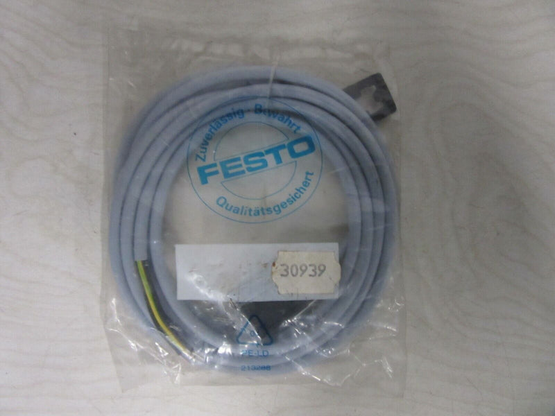 Festo KMV-1-24-2,5-LED 30939 Connector Cable