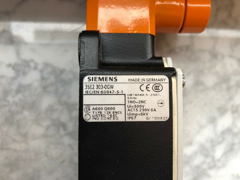 Siemens 3SE2 303-0GW Positionssschalter neu, unused