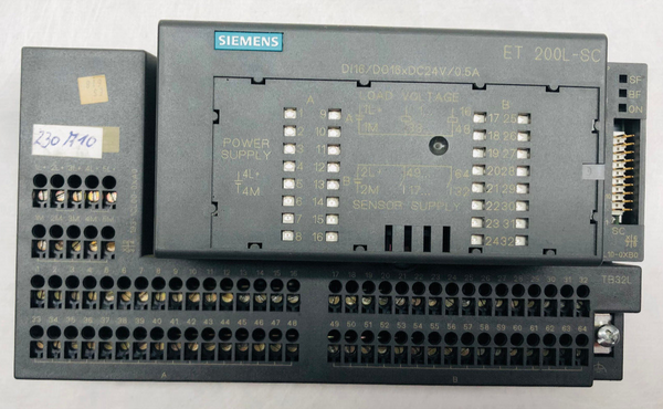 Siemens 133-1BL10-0XB0 mit 193-1CL00-0XA0