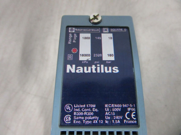 Telemecanique Nautilus XML A160D1S11 pressure switch Druckschalter