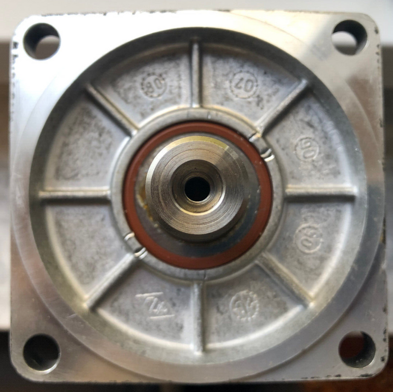 Rexroth R911309706 MSK050C-0300-NN-M1-UG1-NNNN 3-Phase Permanent Magnet Motor