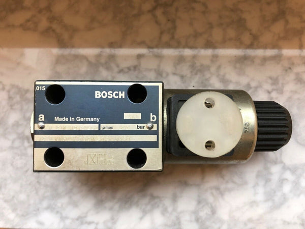 Bosch Wegeventil 0810 091 256 pmax 315 bar 081WV06P1V1038WSO24/00DO