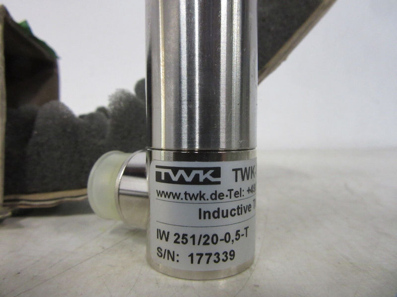 TWK-ELEKTRONIK inductive Transducer IW 251/20-0.5-T -unused-