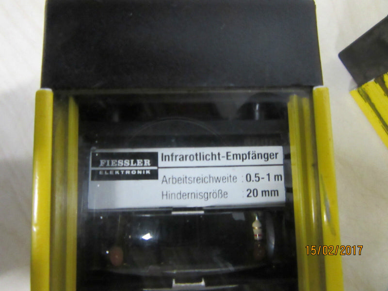Fiessler Lichtschranke Typ 4 LSUW NSR 3-1 + Sender u. Empfänger -used-