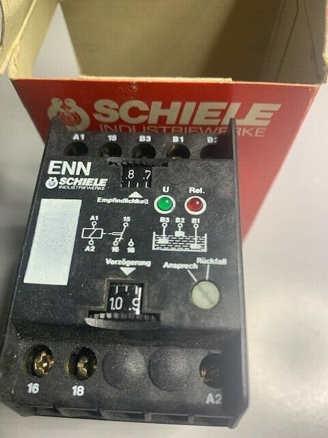 Schiele 2.413.400.32 0,1-10S 220-240V AC Zeit Relais Relay-unused